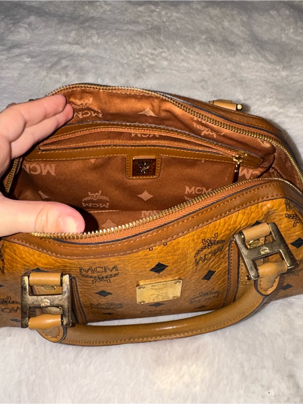 MCM Cognac and Brown Visetos Dome Satchel - Picture 5 of 7